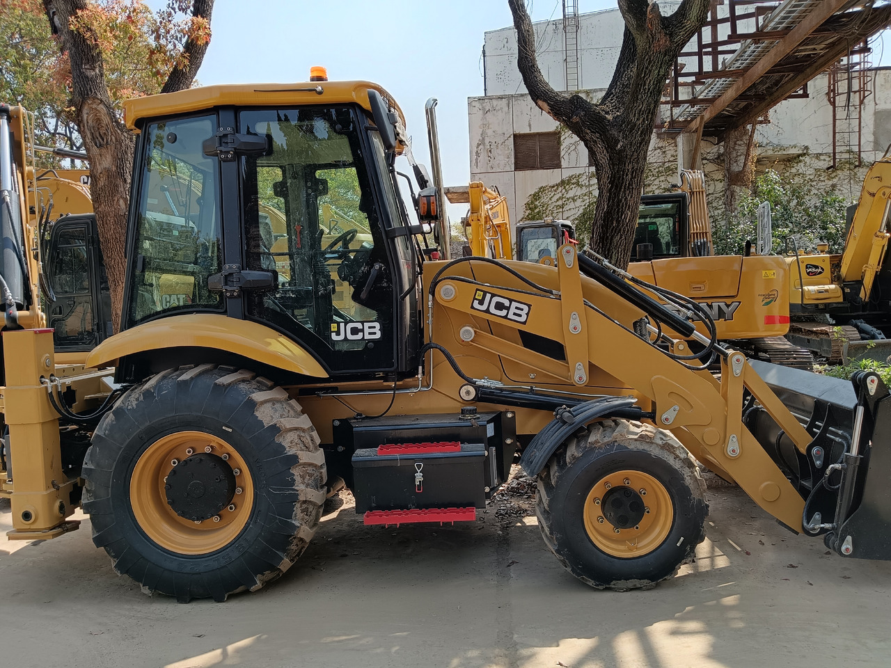 JCB 3CX BRAND NEW - Retroexcavadora: foto 3 JCB 3CX BRAND NEW - Retroexcavadora: foto 3