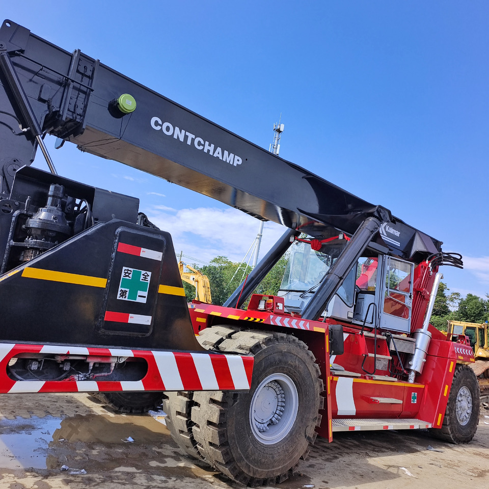 KALMAR DRF450 DRT450 DRT DRD DRU 450 45 TON - Reach stacker: foto 2 KALMAR DRF450 DRT450 DRT DRD DRU 450 45 TON - Reach stacker: foto 2