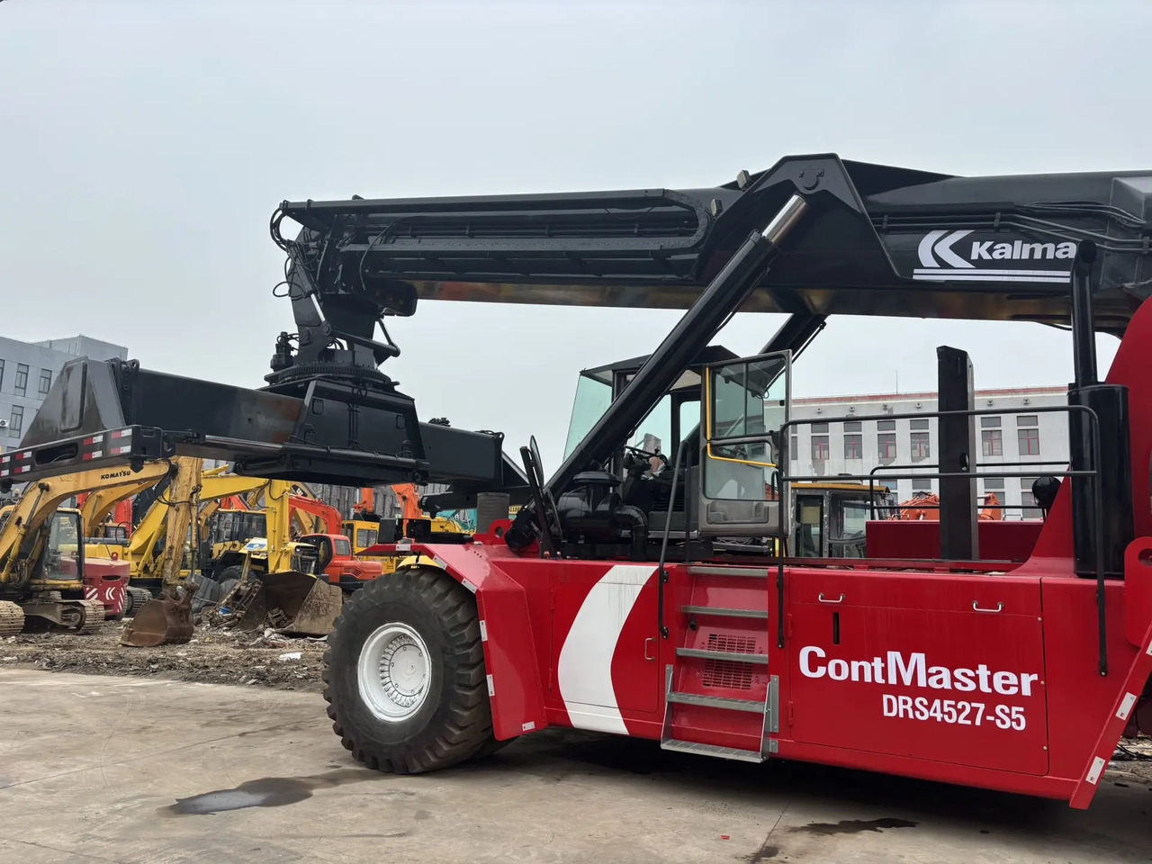 KALMAR DRS4527-S5 DRF450 DRD450 DRT450 - Carretilla para contenedores: foto 3 KALMAR DRS4527-S5 DRF450 DRD450 DRT450 - Carretilla para contenedores: foto 3