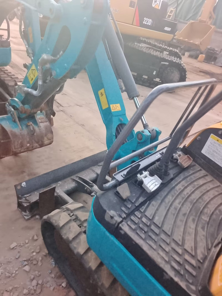 KUBOTA U17 - Miniexcavadora: foto 2 KUBOTA U17 - Miniexcavadora: foto 2