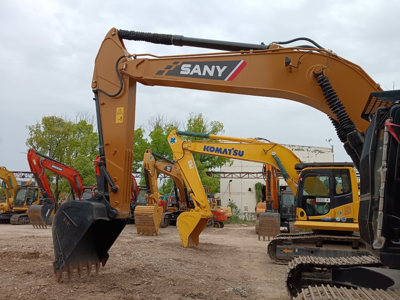 SANY 235H 305H 365H - Excavadora de cadenas: foto 2 SANY 235H 305H 365H - Excavadora de cadenas: foto 2