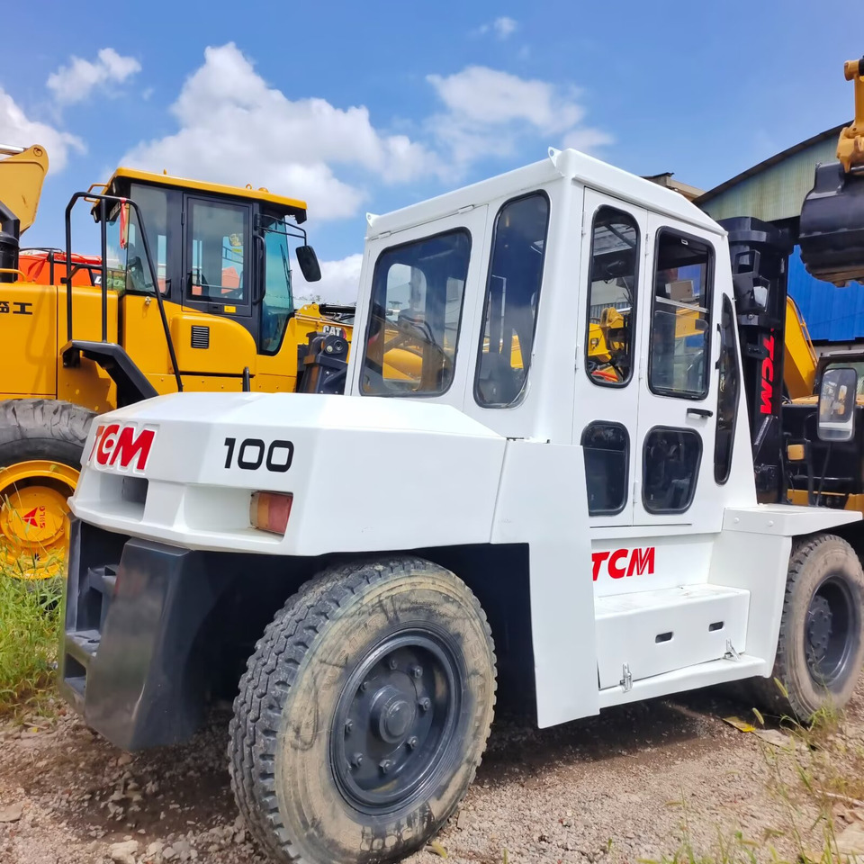 TCM FD100 - Carretilla elevadora diésel: foto 1 TCM FD100 - Carretilla elevadora diésel: foto 1