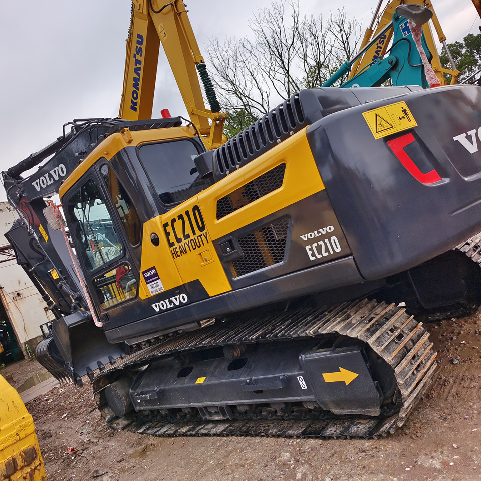 Excavadora de cadenas VOLVO EC210D EC210B EC380: foto 1