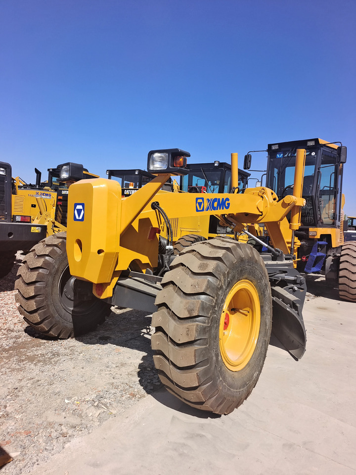 XCMG GR1803 - Grader: foto 3 XCMG GR1803 - Grader: foto 3