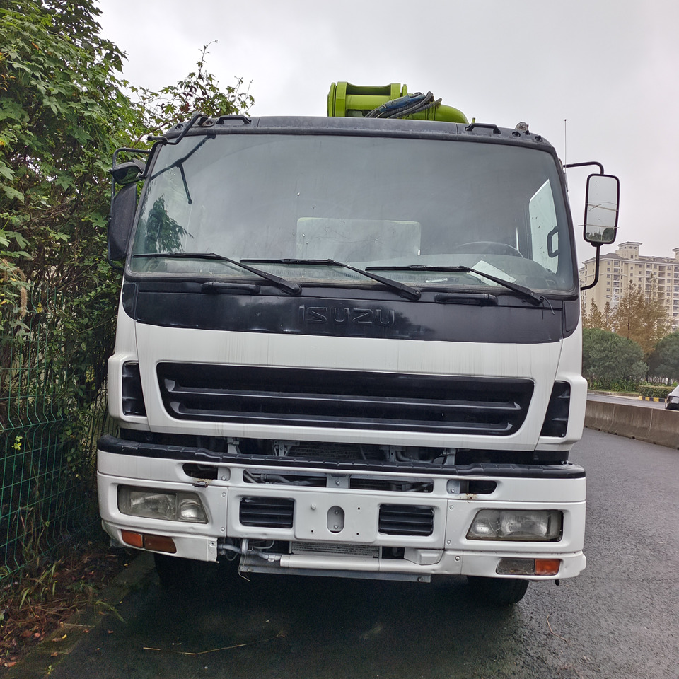 ZOOMLION ZLJ5336THBSE 47 METER PUMP TRUCK - Camión bomba de hormigón: foto 3 ZOOMLION ZLJ5336THBSE 47 METER PUMP TRUCK - Camión bomba de hormigón: foto 3