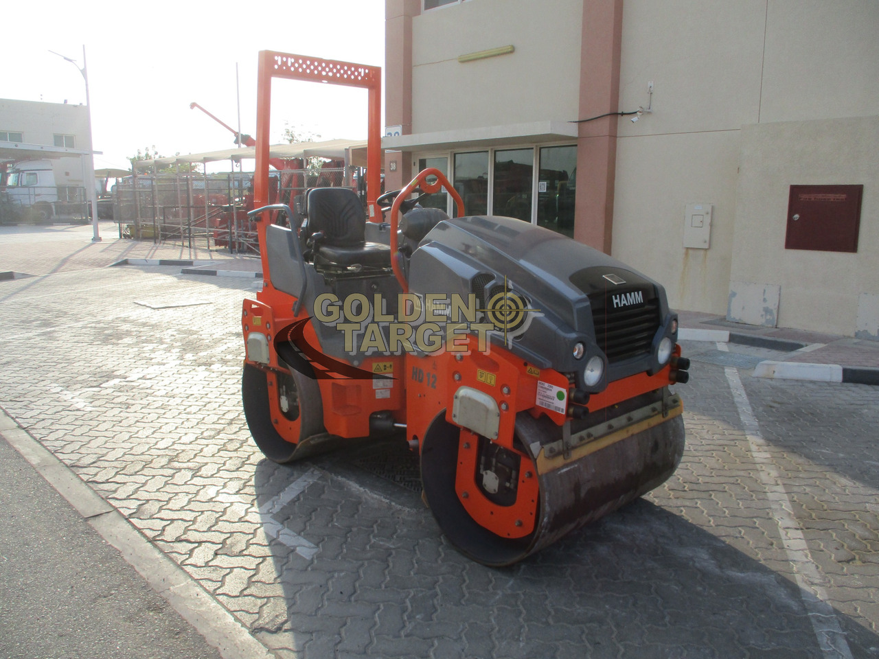 HAMM HD12VV TANDEM ROLLER - Apisonadora de asfalto: foto 1 HAMM HD12VV TANDEM ROLLER - Apisonadora de asfalto: foto 1