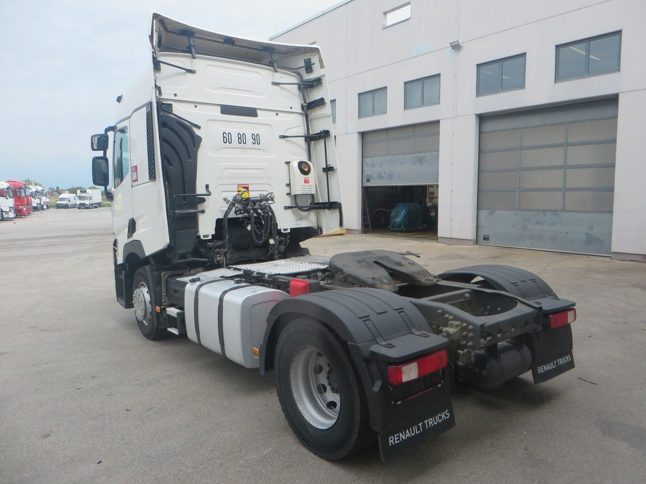 Renault T460 SC 4x2Tractor, Retarder - Cabeza tractora: foto 4 Renault T460 SC 4x2Tractor, Retarder - Cabeza tractora: foto 4
