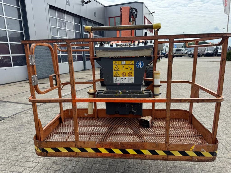 Plataforma articulada JLG 800 AJ: foto 7