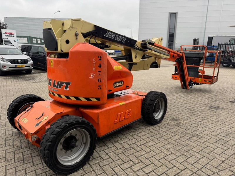 JLG E 450 AJ - Plataforma articulada: foto 5 JLG E 450 AJ - Plataforma articulada: foto 5