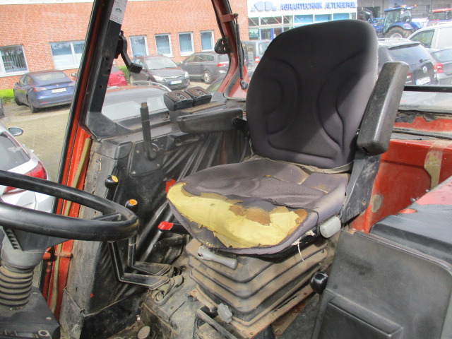 Tractor Fiat 70-88 DT mit Frontlader: foto 7