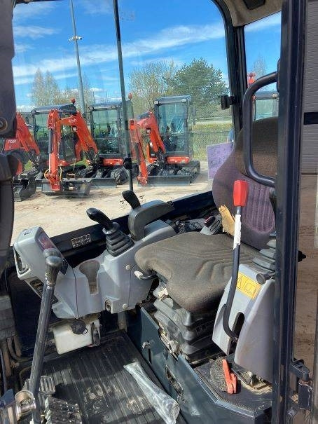 Miniexcavadora Kubota KX027-4: foto 6