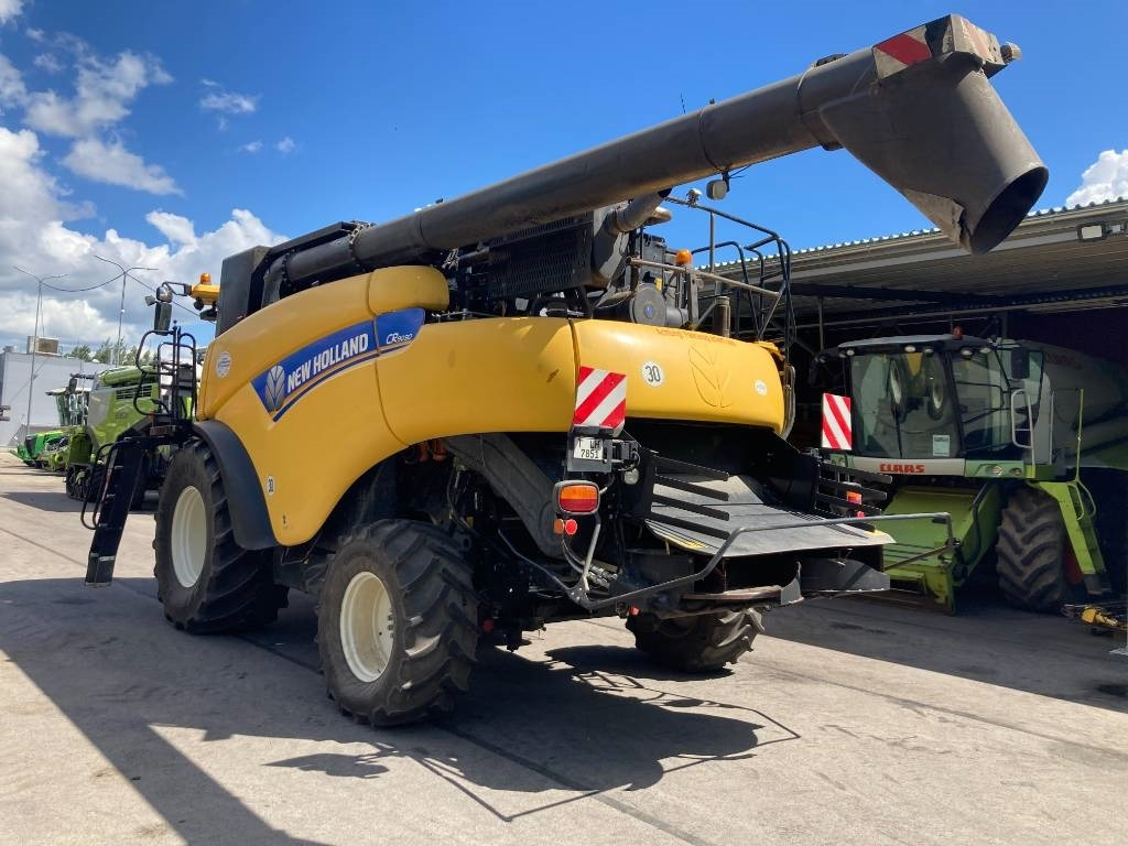 New Holland CR 9090 - Cosechadora de granos: foto 5 New Holland CR 9090 - Cosechadora de granos: foto 5