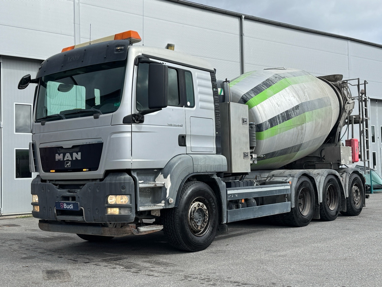 Betongbil MAN 92S TGS 35.440 8X4-4 BL -2013 - Camión hormigonera: foto 1 Betongbil MAN 92S TGS 35.440 8X4-4 BL -2013 - Camión hormigonera: foto 1