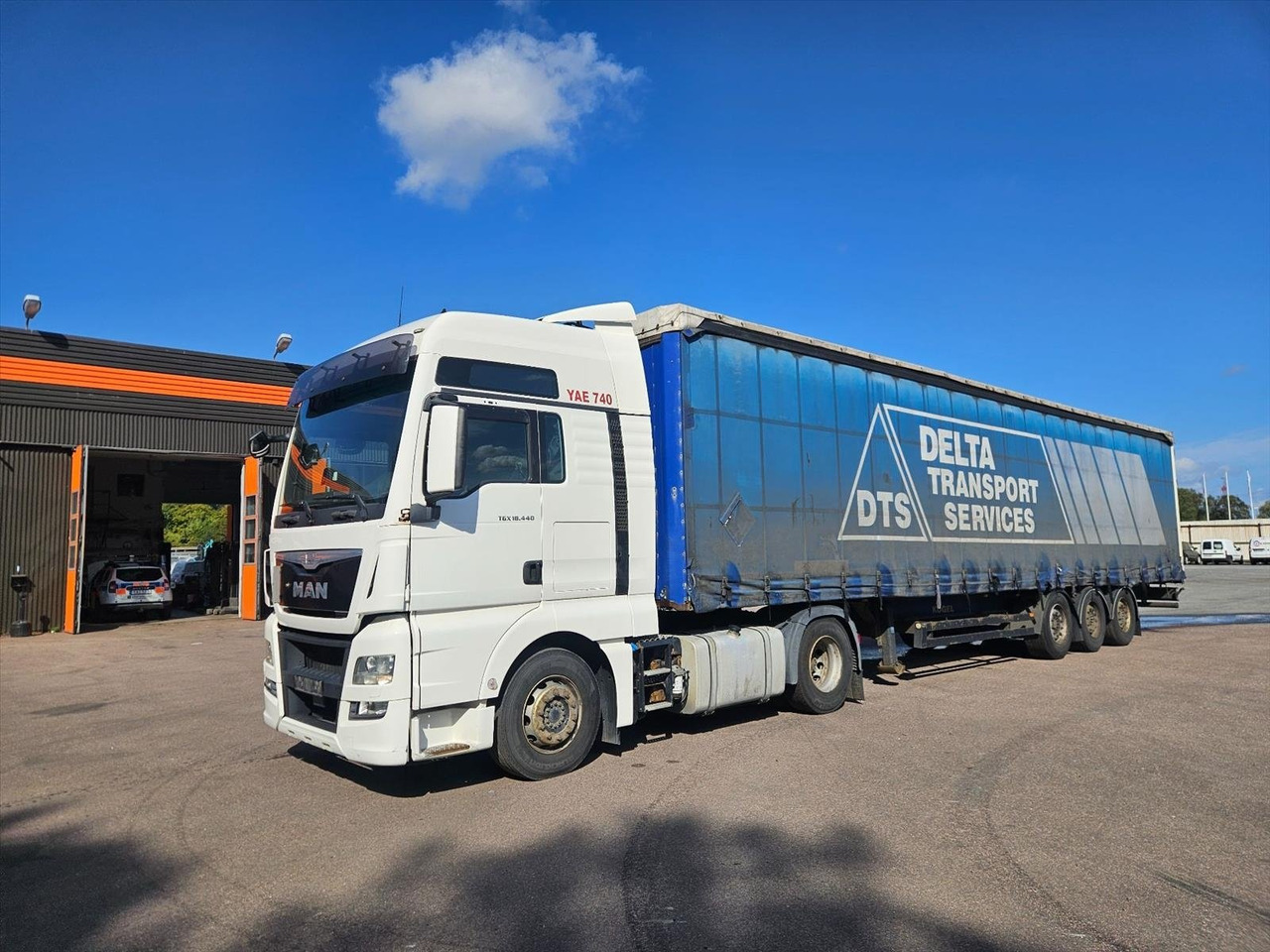 Dragbil med trailer MAN TGX 18.440 4X2 BLS -2015 | Kögel - Cabeza tractora, Semirremolque lona: foto 1 Dragbil med trailer MAN TGX 18.440 4X2 BLS -2015 | Kögel - Cabeza tractora, Semirremolque lona: foto 1