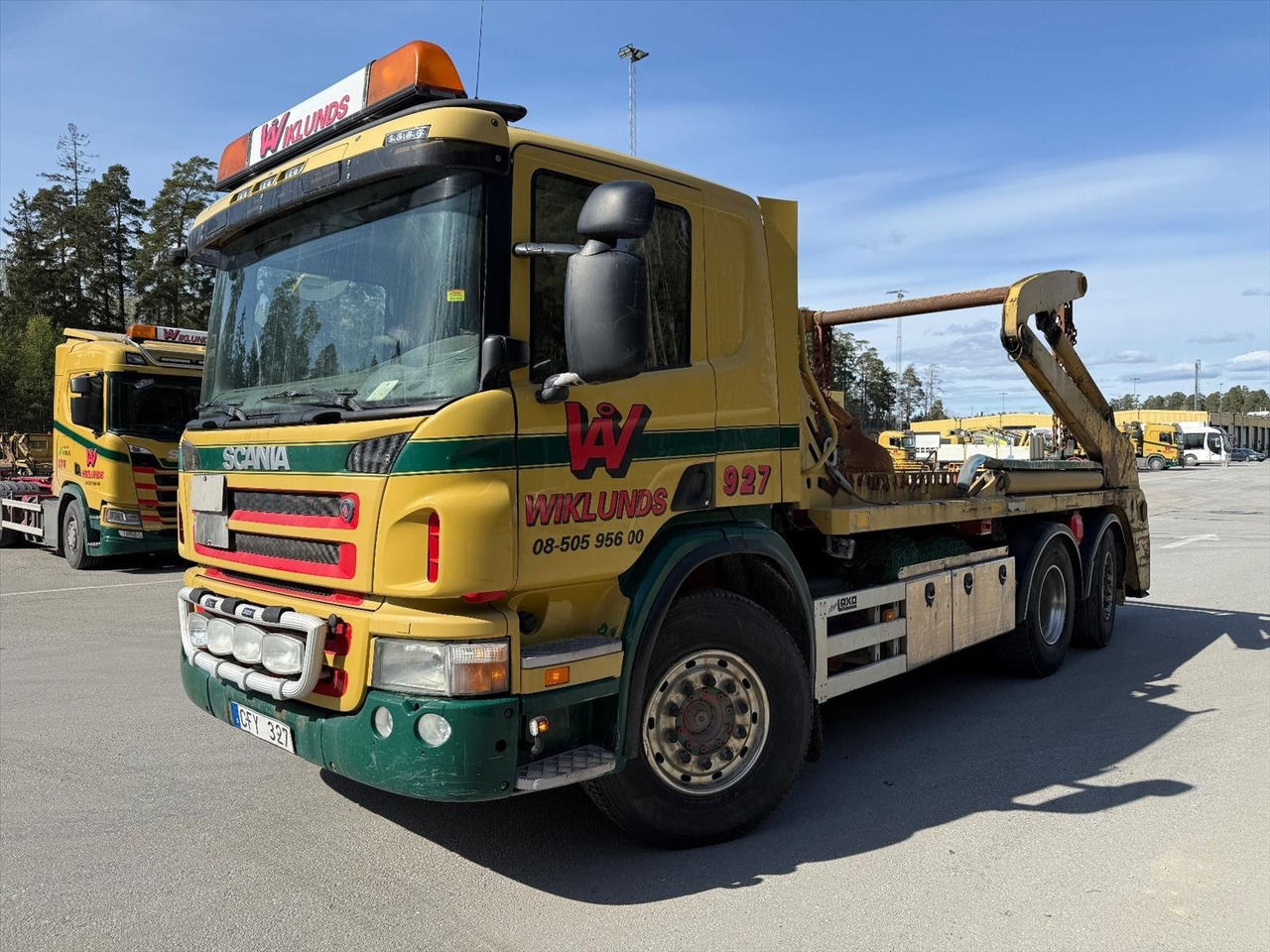 Liftdumper Scania P360LB6X2*4HSA -2010 - Camión portacontenedor de cadenas: foto 1 Liftdumper Scania P360LB6X2*4HSA -2010 - Camión portacontenedor de cadenas: foto 1