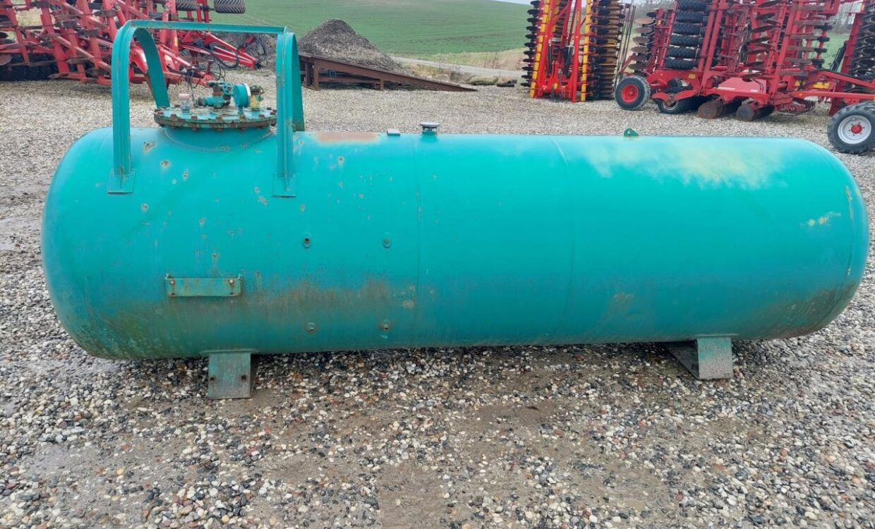 Agrodan Ammoniaktank 2500 kg - Maquinaria para fertilización, Tanque de almacenamiento: foto 2 Agrodan Ammoniaktank 2500 kg - Maquinaria para fertilización, Tanque de almacenamiento: foto 2