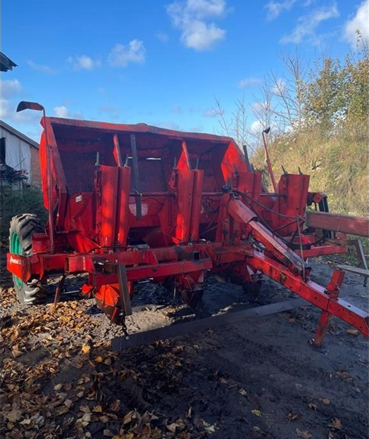 Underhaug UN-3200 - Plantadora de patatas: foto 2 Underhaug UN-3200 - Plantadora de patatas: foto 2