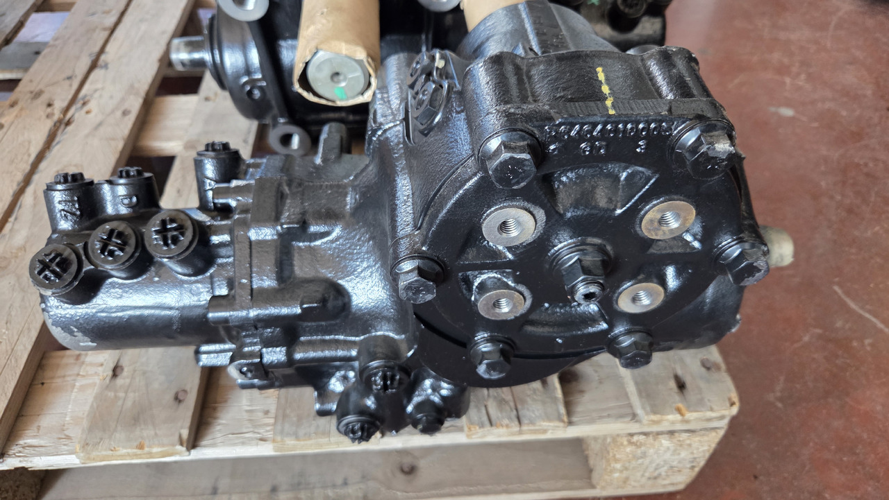 MERCEDES-BENZ POWER STEERING ACTROS - Volante: foto 3 MERCEDES-BENZ POWER STEERING ACTROS - Volante: foto 3