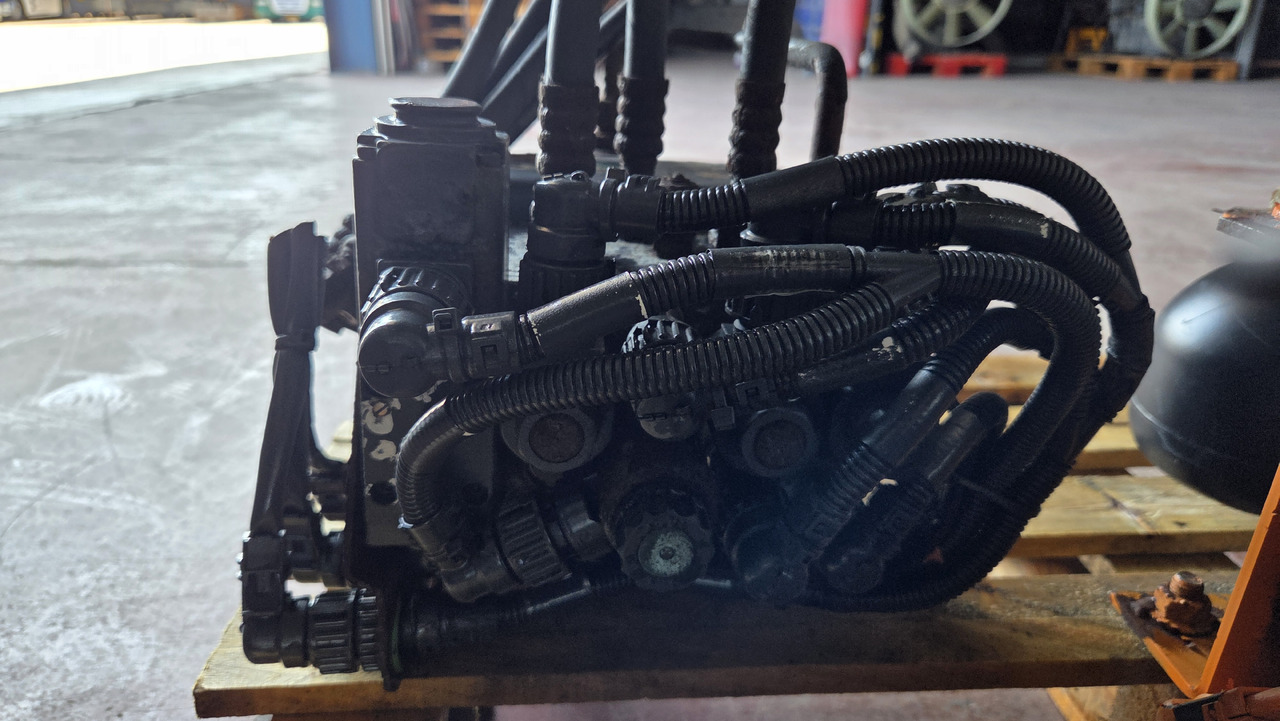 MERCEDES-BENZ STEERING UNIT - Volante: foto 4 MERCEDES-BENZ STEERING UNIT - Volante: foto 4