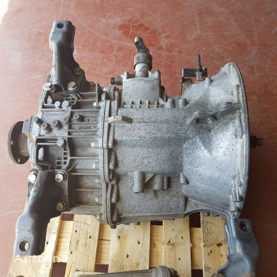 Mercedes-Benz ATEGO 2 715060 117914   Mercedes-Benz ATEGO truck - Caja de cambios para Camión: foto 1 Mercedes-Benz ATEGO 2 715060 117914   Mercedes-Benz ATEGO truck - Caja de cambios para Camión: foto 1