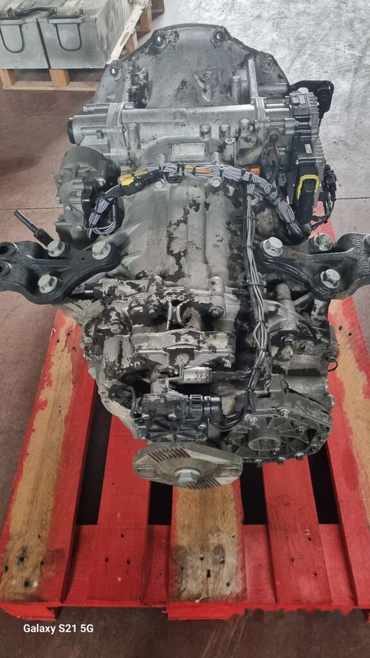 Mercedes-Benz  MERCEDES ACTROS MP3 G211-12 715350  Mercedes-Benz ACTROS MP3 - Caja de cambios para Camión: foto 3 Mercedes-Benz  MERCEDES ACTROS MP3 G211-12 715350  Mercedes-Benz ACTROS MP3 - Caja de cambios para Camión: foto 3