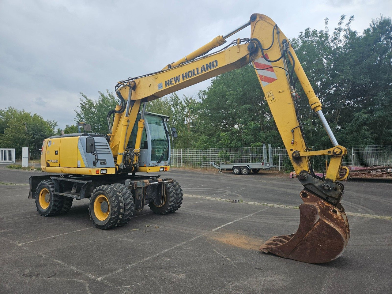 New Holland MH Plus 18t Mobilbagger - Excavadora de ruedas: foto 2 New Holland MH Plus 18t Mobilbagger - Excavadora de ruedas: foto 2