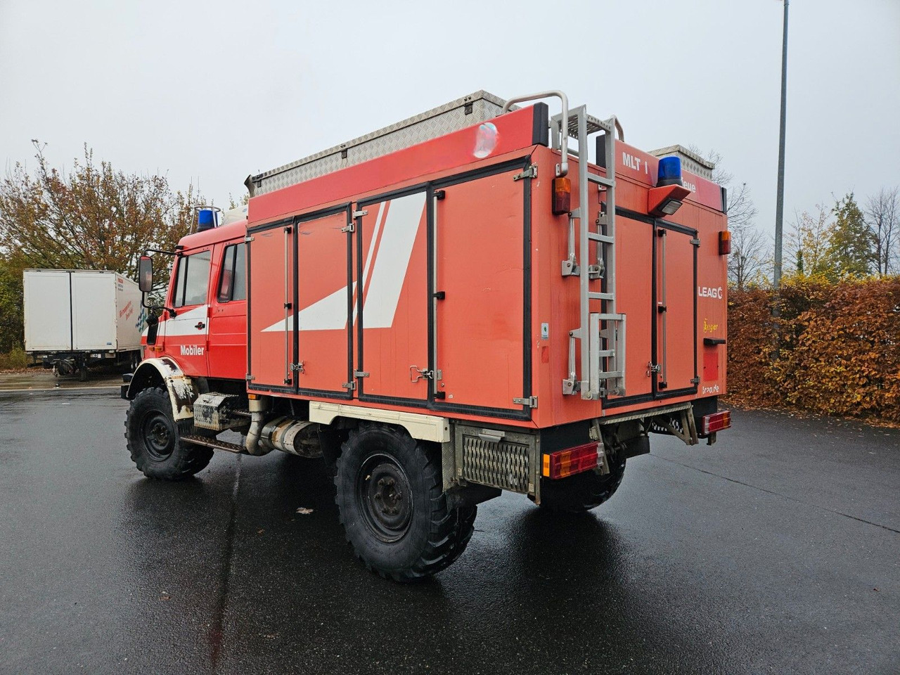 Unimog U4000 4x4 DOKA Tanklöschfahrzeug Feuerwehr - Camión cisterna: foto 4 Unimog U4000 4x4 DOKA Tanklöschfahrzeug Feuerwehr - Camión cisterna: foto 4