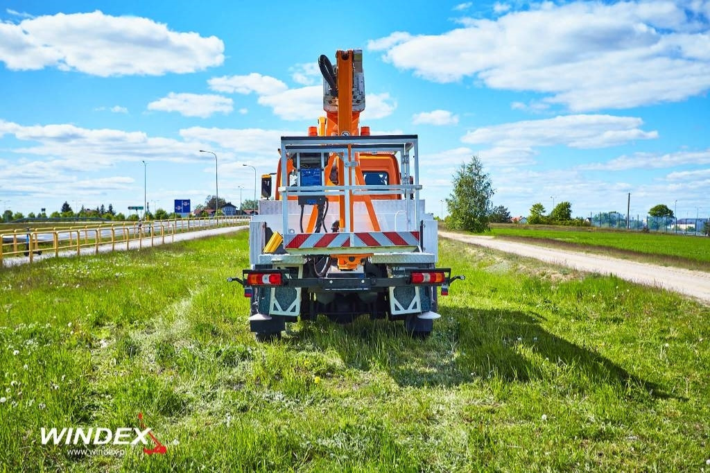 Palfinger P 250 BK - Camión con plataforma elevadora: foto 4 Palfinger P 250 BK - Camión con plataforma elevadora: foto 4