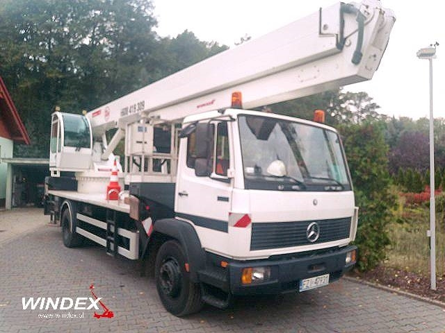 Wumag WT 320 - Camión con plataforma elevadora: foto 1 Wumag WT 320 - Camión con plataforma elevadora: foto 1