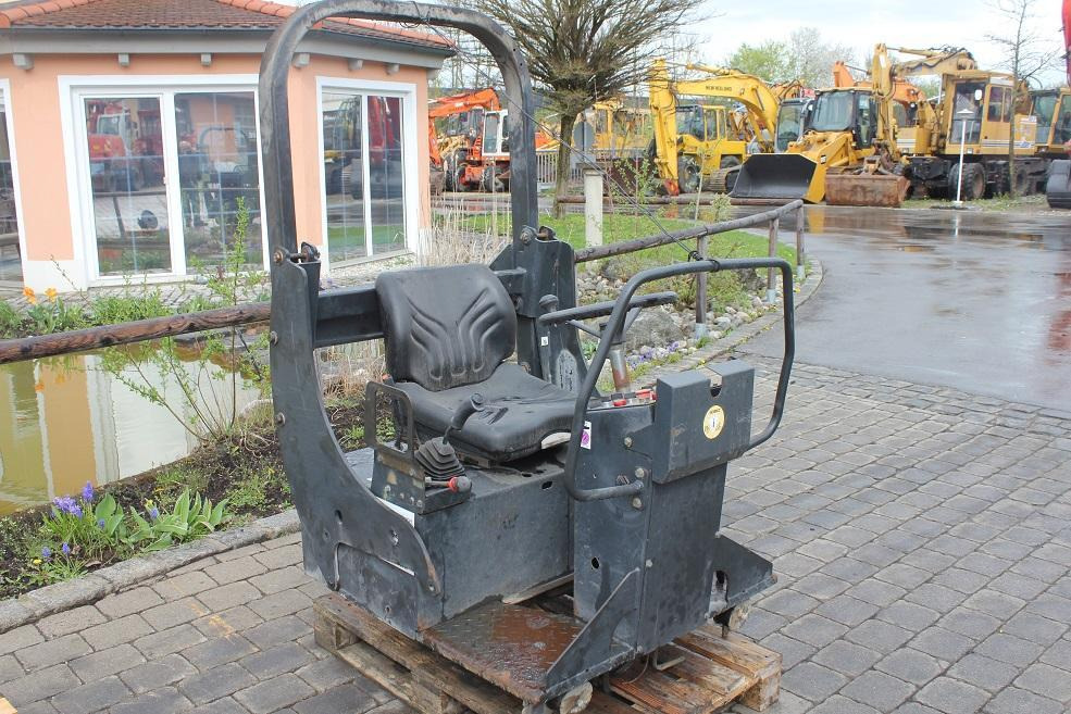Bomag BW 100 AC 3 - Cabina e interior para Compactador mixto: foto 2 Bomag BW 100 AC 3 - Cabina e interior para Compactador mixto: foto 2