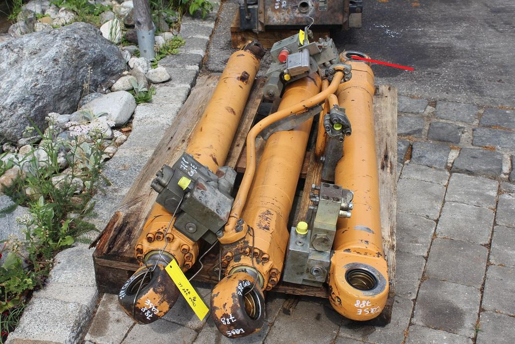 Case 788 LC - Cilindro hidráulico para Maquinaria de construcción: foto 4 Case 788 LC - Cilindro hidráulico para Maquinaria de construcción: foto 4