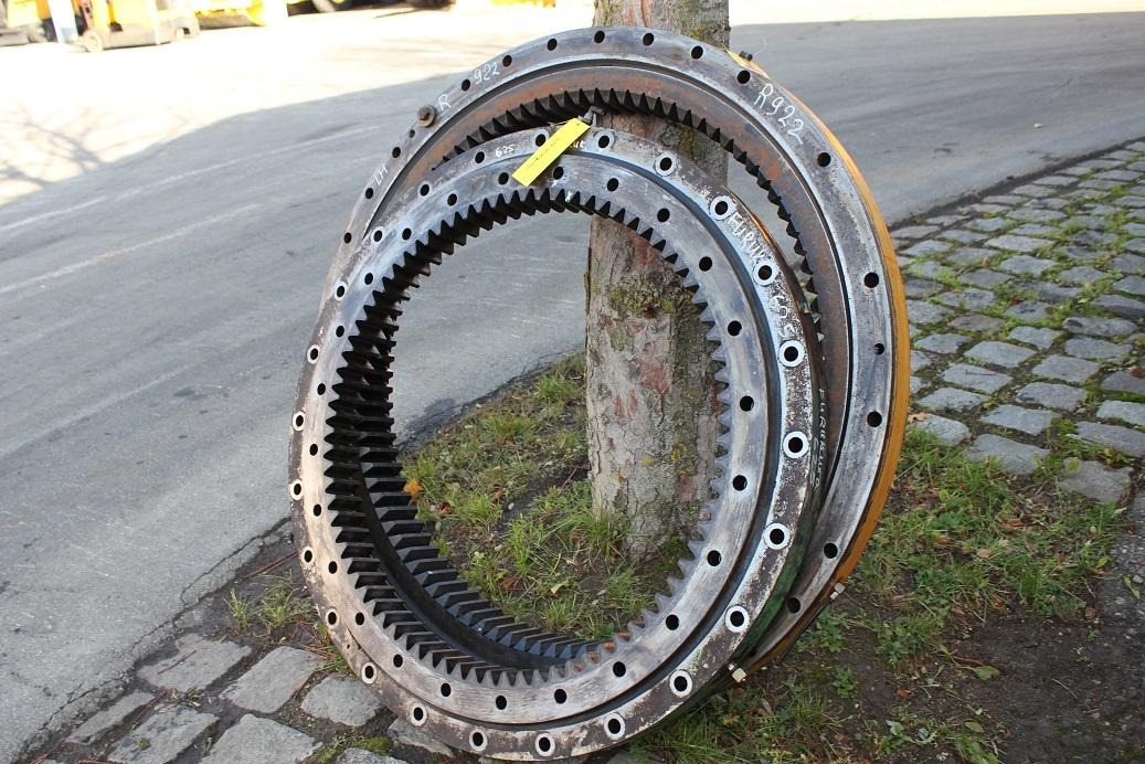 Furukawa 625 - Corona de giro para Maquinaria de construcción: foto 2 Furukawa 625 - Corona de giro para Maquinaria de construcción: foto 2