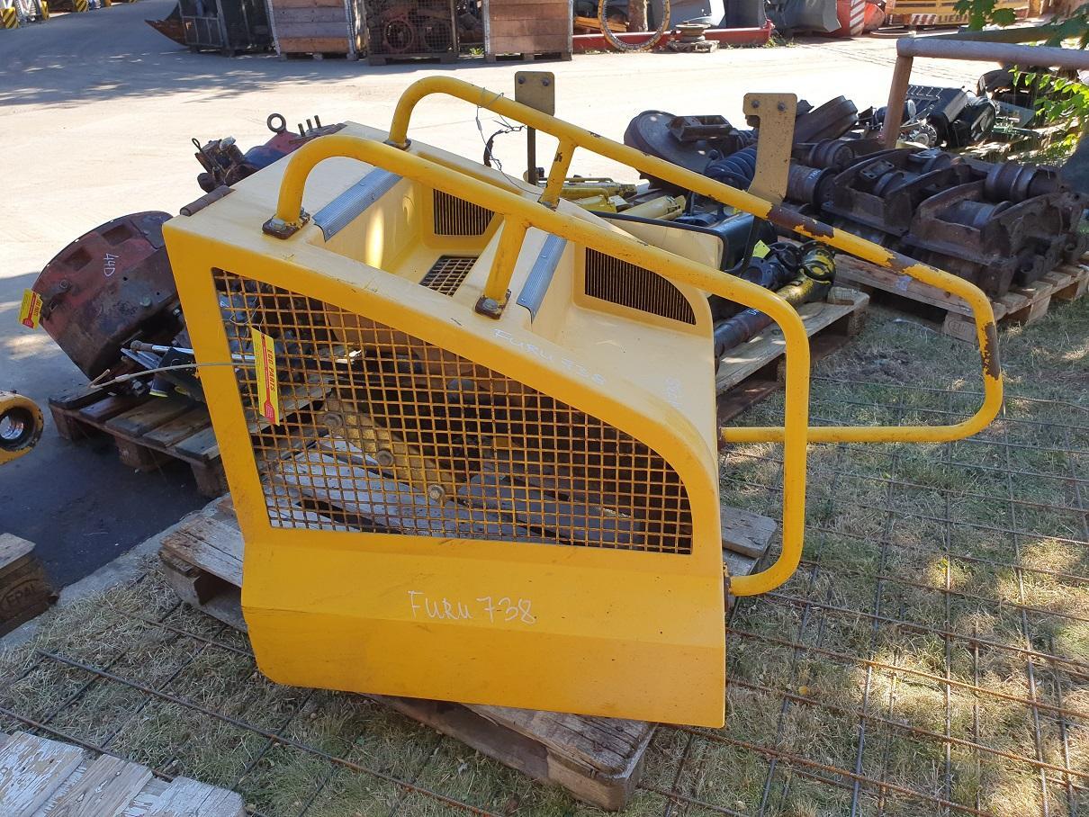 Furukawa 738 LS - Carrocería y exterior para Excavadora de cadenas: foto 1 Furukawa 738 LS - Carrocería y exterior para Excavadora de cadenas: foto 1