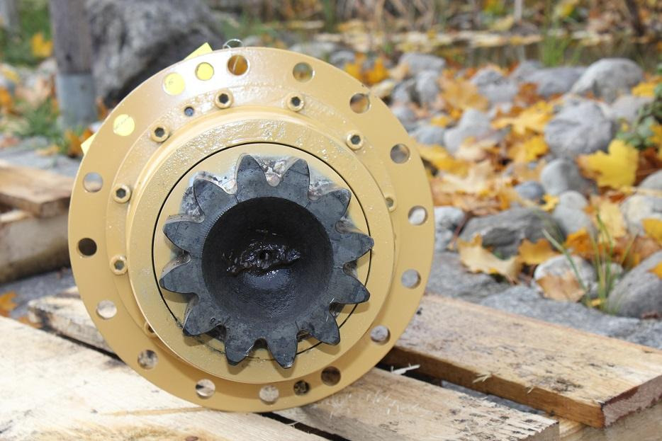 Furukawa Linde GD 6 aus 625 - Reductor de giro para Maquinaria de construcción: foto 2 Furukawa Linde GD 6 aus 625 - Reductor de giro para Maquinaria de construcción: foto 2