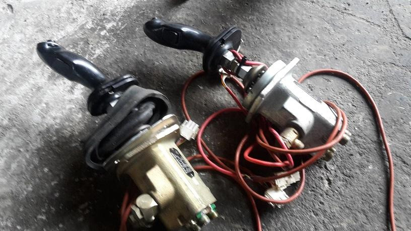 Liebherr A 900 LIT , R 914 u s. w - Cabina e interior para Maquinaria de construcción: foto 2 Liebherr A 900 LIT , R 914 u s. w - Cabina e interior para Maquinaria de construcción: foto 2