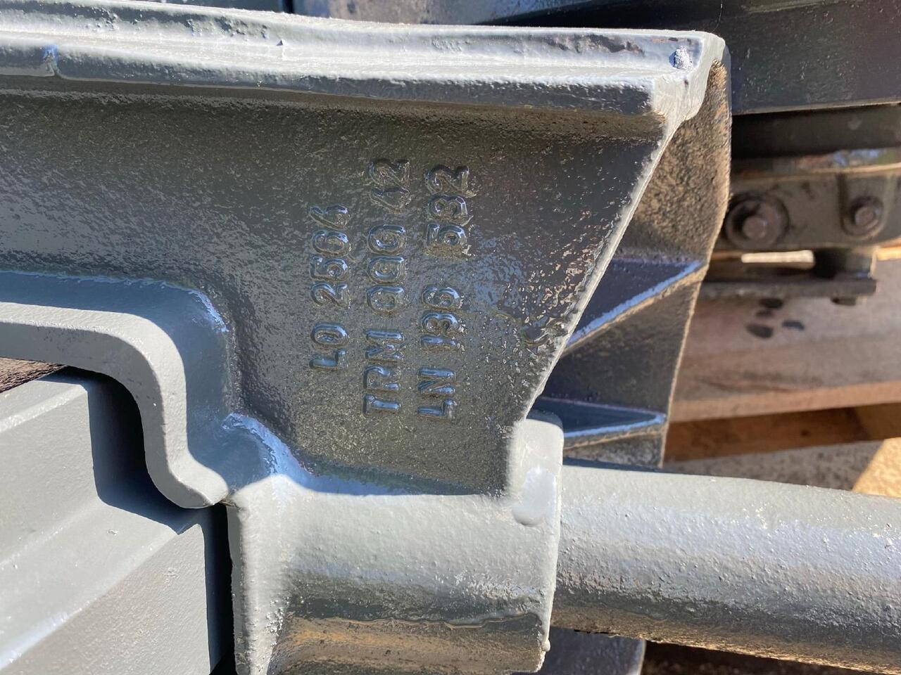 Liebherr LR 611 - Piezas del tren de rodaje para Maquinaria de construcción: foto 3 Liebherr LR 611 - Piezas del tren de rodaje para Maquinaria de construcción: foto 3