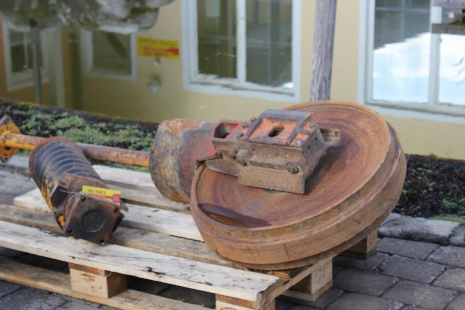 Liebherr PR 721 - Piezas del tren de rodaje para Bulldozer: foto 2 Liebherr PR 721 - Piezas del tren de rodaje para Bulldozer: foto 2