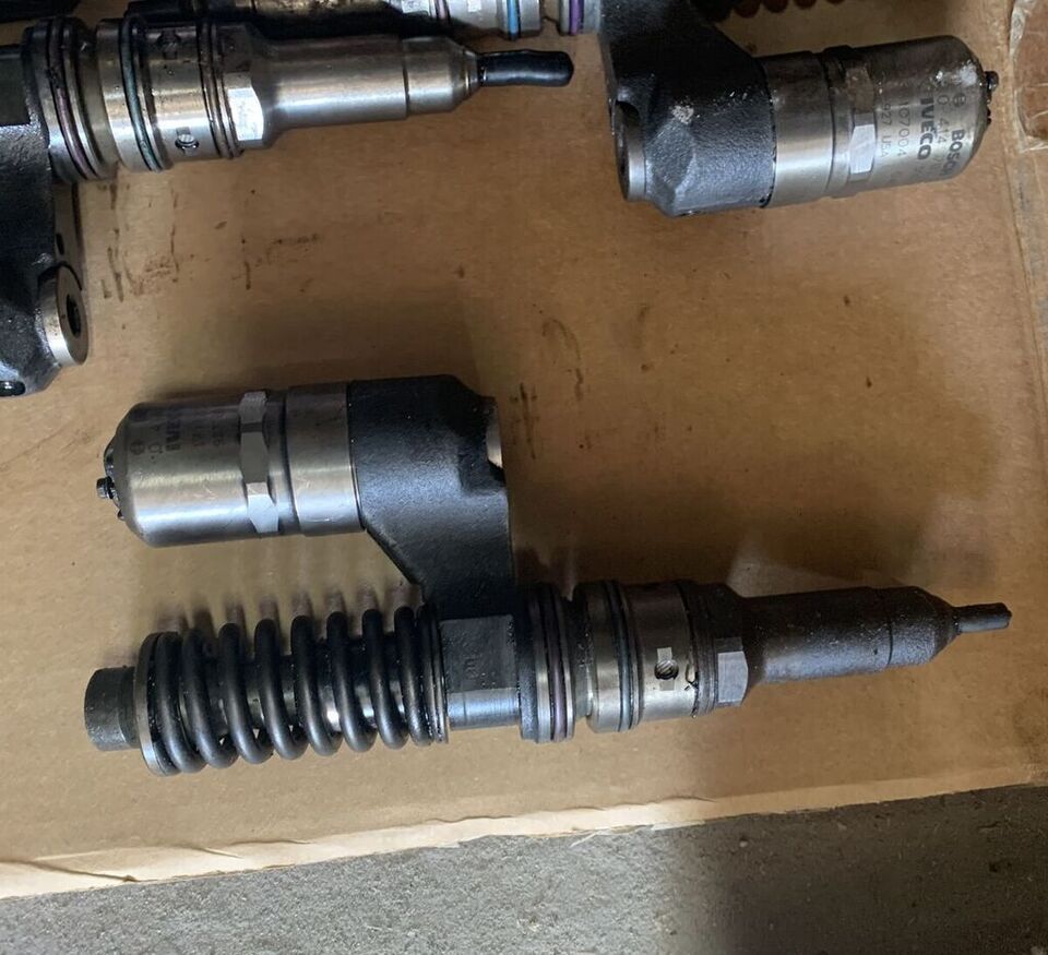 Bosch 0414701006 IVECO Stralis Euro 3,4 New Holland, Case - Inyector para Camión: foto 3 Bosch 0414701006 IVECO Stralis Euro 3,4 New Holland, Case - Inyector para Camión: foto 3