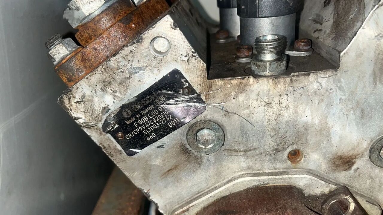 Bosch Pompa Wysokiego Ciśnienia MAN "V" MAN 51.11103-7762 F00BC0 51.11103-7762 truck - Bomba de combustible para Camión: foto 2 Bosch Pompa Wysokiego Ciśnienia MAN "V" MAN 51.11103-7762 F00BC0 51.11103-7762 truck - Bomba de combustible para Camión: foto 2