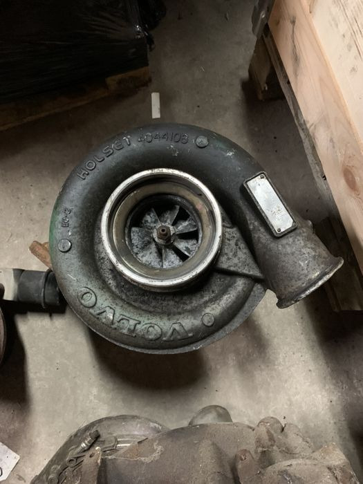 Holset 440K 4044313/20728220   Volvo - Turbocompresor para Camión: foto 1 Holset 440K 4044313/20728220   Volvo - Turbocompresor para Camión: foto 1