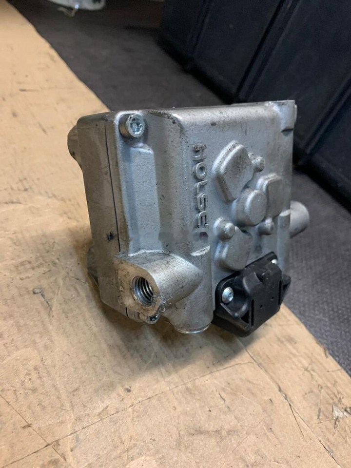 Holset Zawór VGT DAF 5454802 / DC267212 HE 200VG   DAF - Turbocompresor para Camión: foto 2 Holset Zawór VGT DAF 5454802 / DC267212 HE 200VG   DAF - Turbocompresor para Camión: foto 2