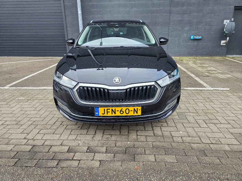 Škoda Octavia Combi 1.0 Benzine - Coche: foto 2 Škoda Octavia Combi 1.0 Benzine - Coche: foto 2