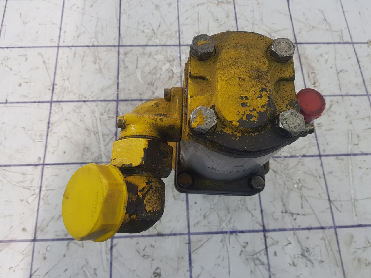 Bosch PTO with Bosch gear pump - Bomba hidráulica para Grúa: foto 4 Bosch PTO with Bosch gear pump - Bomba hidráulica para Grúa: foto 4