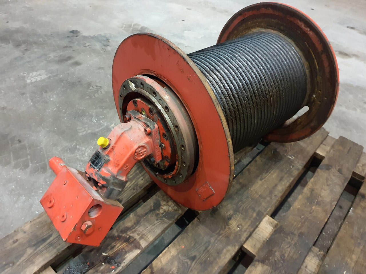 Compact truck CT 2 complete winch - Cabrestante para Autogrúa: foto 1 Compact truck CT 2 complete winch - Cabrestante para Autogrúa: foto 1