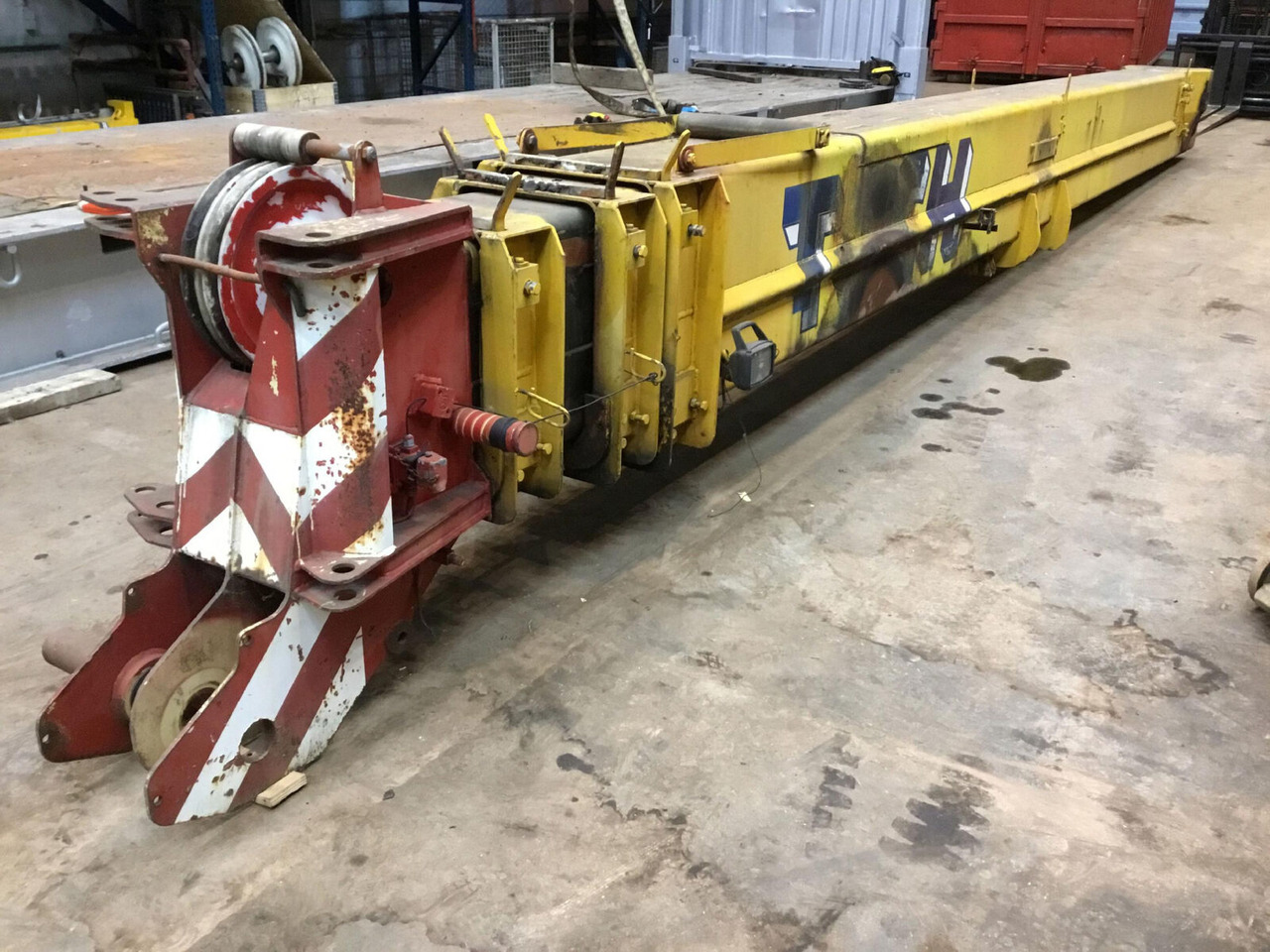 FAUN ATF 40 boom set section - Brazo para Autogrúa: foto 2 FAUN ATF 40 boom set section - Brazo para Autogrúa: foto 2