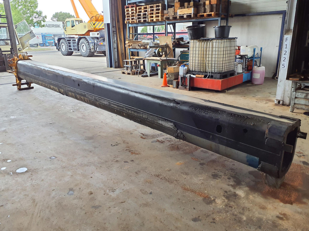 FAUN ATF 45-3 telescopic section 4 - Brazo para Autogrúa: foto 3 FAUN ATF 45-3 telescopic section 4 - Brazo para Autogrúa: foto 3