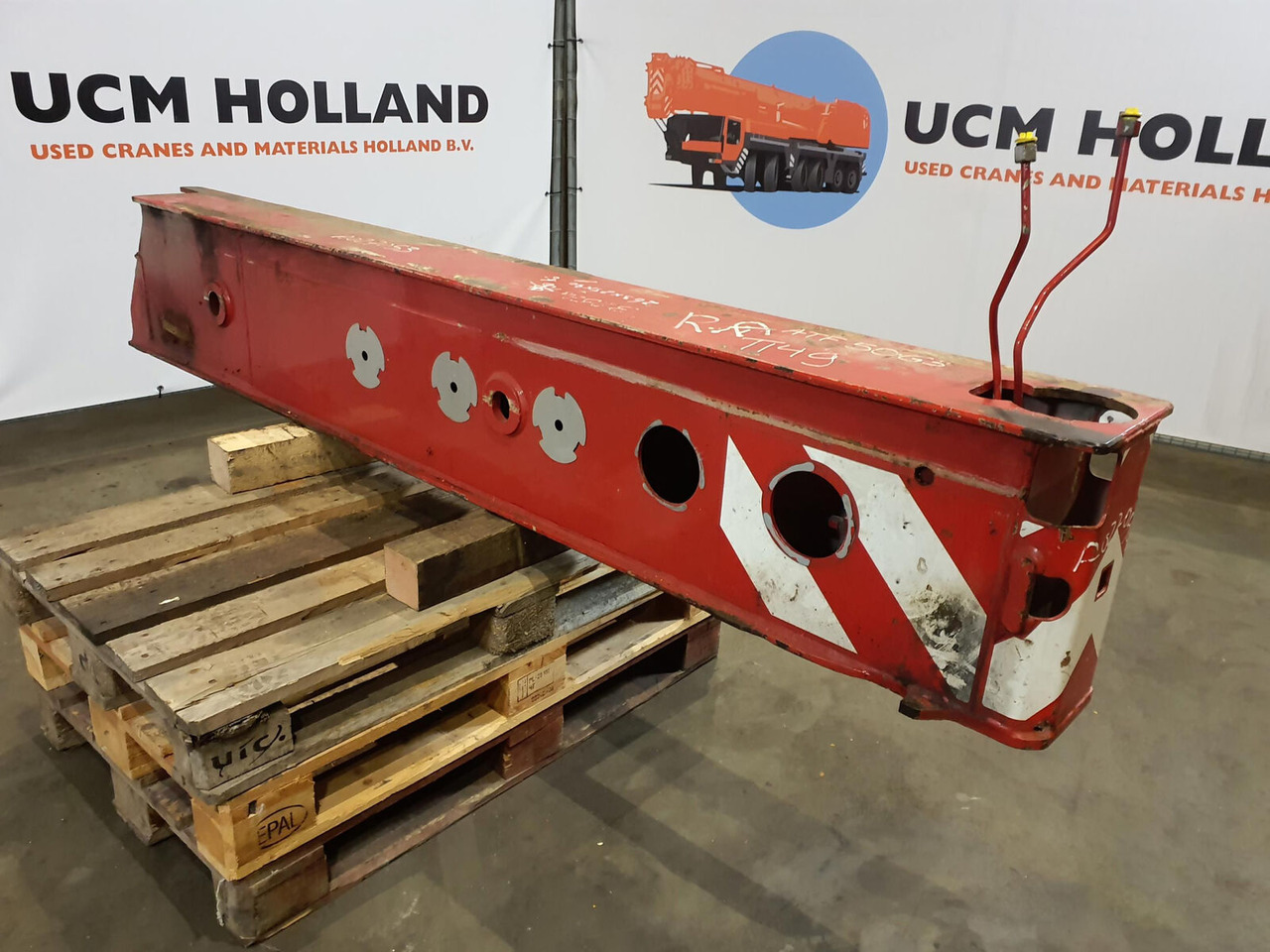 FAUN ATF 50G-3 outrigger beam rear - Suspensión para Grúa: foto 1 FAUN ATF 50G-3 outrigger beam rear - Suspensión para Grúa: foto 1