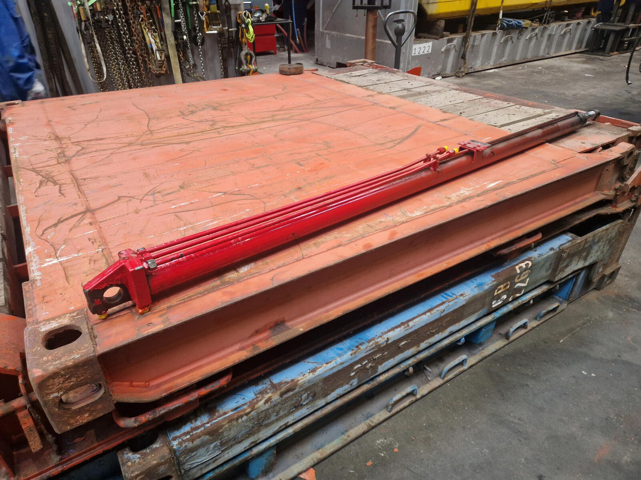 FAUN ATF 50G-3 outrigger beam rear - Suspensión para Grúa: foto 5 FAUN ATF 50G-3 outrigger beam rear - Suspensión para Grúa: foto 5