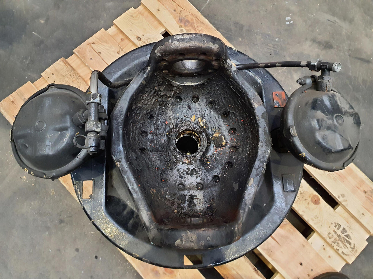 FAUN ATF 50G-3 steering knuckle axle 1 right - Mangueta para Autogrúa: foto 5 FAUN ATF 50G-3 steering knuckle axle 1 right - Mangueta para Autogrúa: foto 5