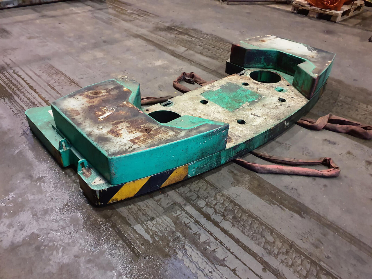 FAUN ATF 60-3 counterweight set 0,5t - Contrapeso para Autogrúa: foto 3 FAUN ATF 60-3 counterweight set 0,5t - Contrapeso para Autogrúa: foto 3